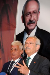 KILICDAROGLU, ZONGULDAK'TA SIVIL TOPLUM ORGUTLERININ TEMSILCILERINE HITABEN KONUSTU. FOTO-GURKAY GUNDOGAN-ZONGULDAK-DHA