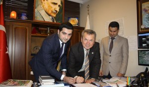 Belediye kompleksinin sözleşmesi imza1