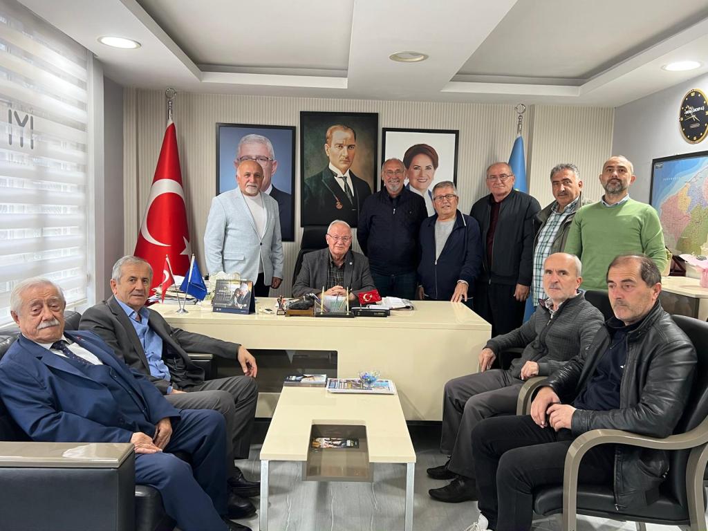 Göbü Köyü Muhtarı Burhan Oral’dan İyi Parti İl Başkanlığı’na Ziyaret