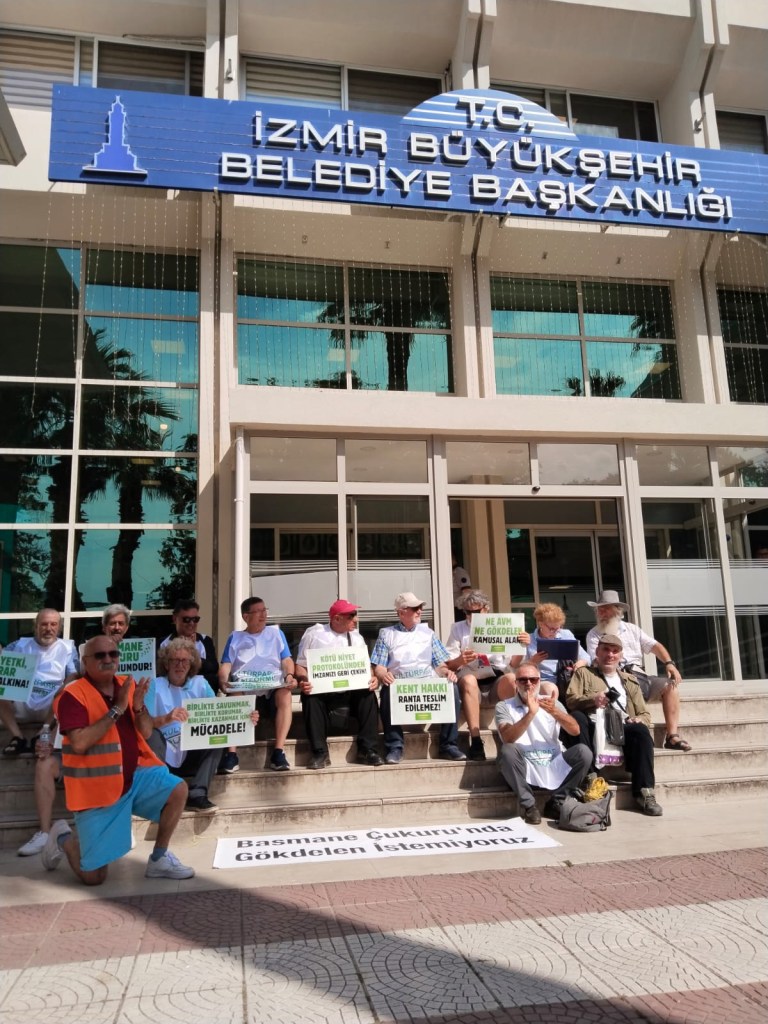 Kültürpark Platformu’ndan Basmane Çukuru Satışına Sert Tepki: “Kimin Malını Kime Satıyorsunuz?”